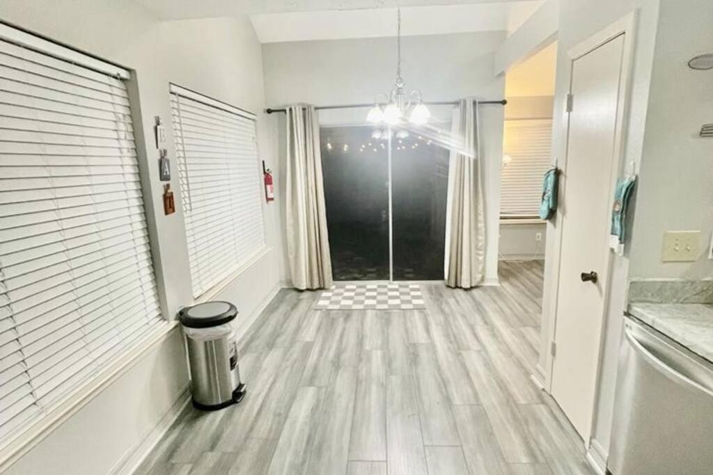 3 Bedroom Entire Home - Centrally Located In Katy, Texas Dış mekan fotoğraf