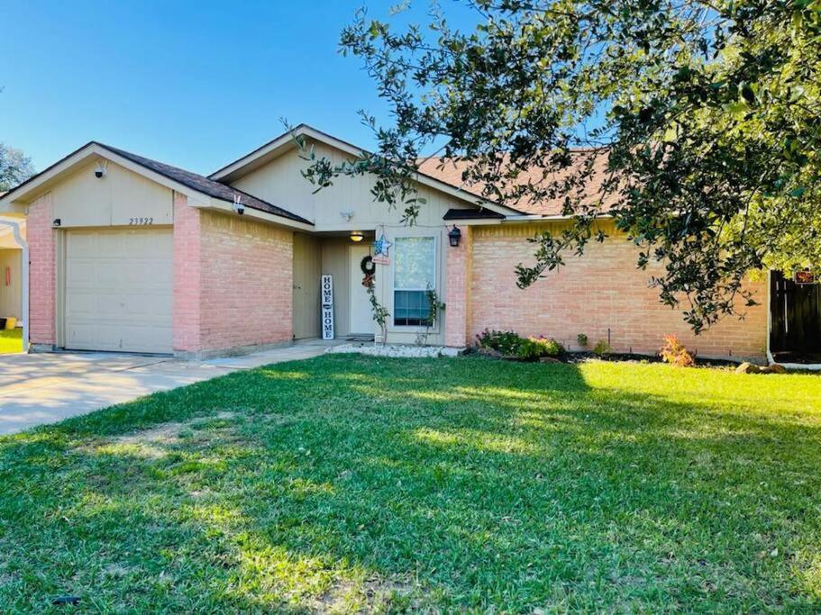 3 Bedroom Entire Home - Centrally Located In Katy, Texas Dış mekan fotoğraf