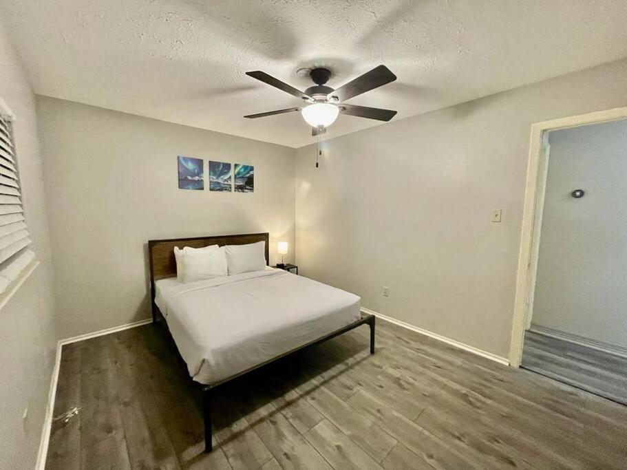 3 Bedroom Entire Home - Centrally Located In Katy, Texas Dış mekan fotoğraf