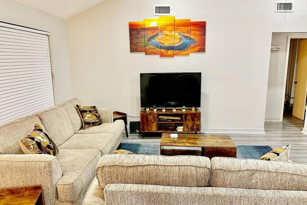 3 Bedroom Entire Home - Centrally Located In Katy, Texas Dış mekan fotoğraf